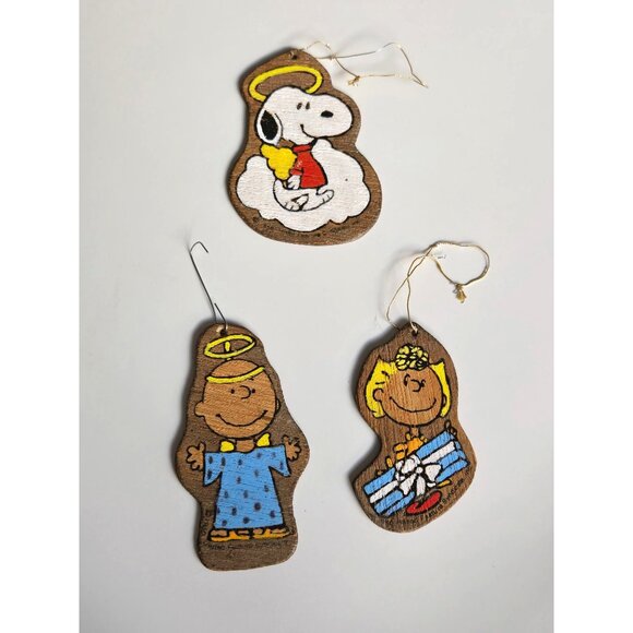 Vintage 1958 Peanuts Wooden Christmas Ornaments Featuring Snoopy Charlie Brown - Picture 2 of 8